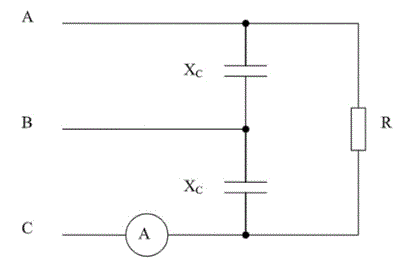 В трехфазной электрической цепи переменного тока, схема которой приведена на рисунке, известно, что R = Xc = 19 Ом. Линейное напряжение равно 380 (В). Определите показание амперметра.
